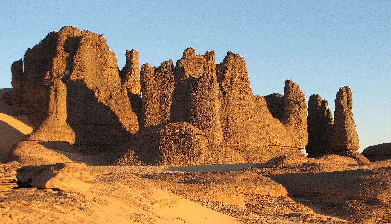 Discover Algeria