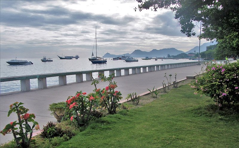 Discover the charming, relaxed capital of Dili