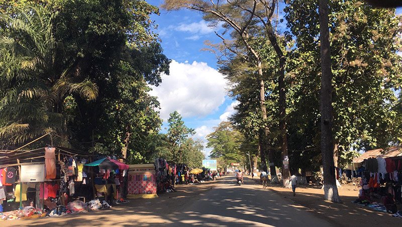  The road follows the same synthesis of dazzling ocean to the right and dry dunes, baobab and scrub on the left. At Tuléar, you will move onto the luxury of Madagascar’s premium highway, National Road 7!