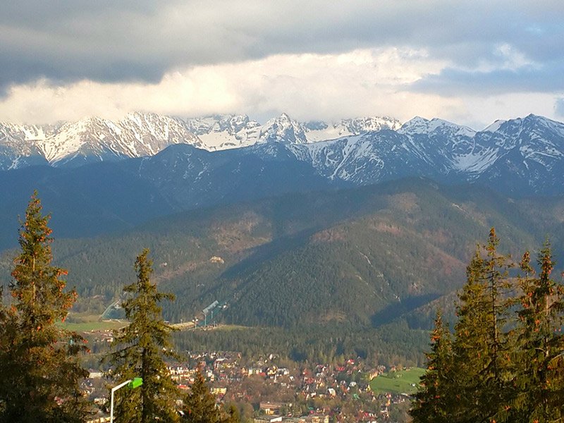 Discover the UNESCO sites of the wooden Churches of Peace and Wielicska Salt Mine