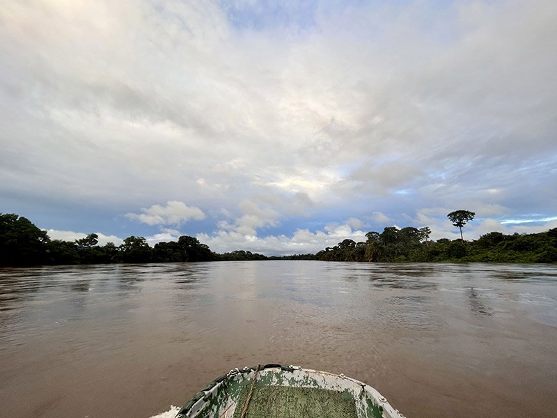 Relax on the spectacular Banana Islands