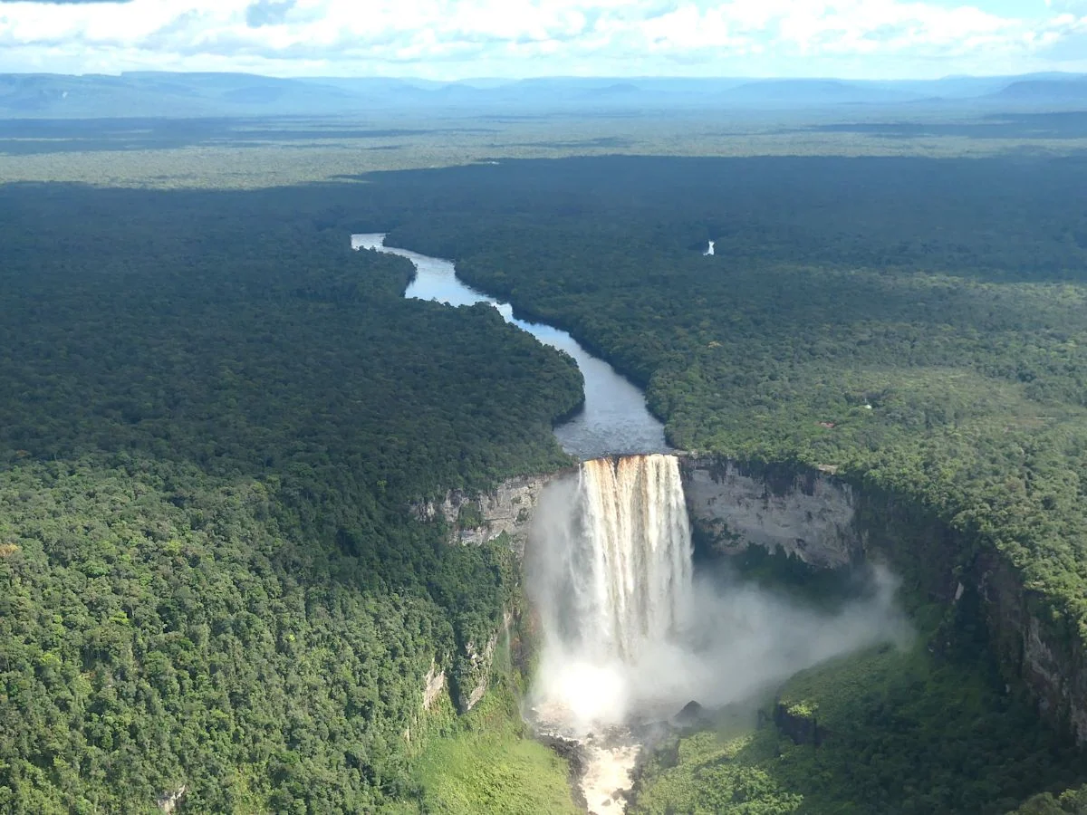Guyana Waterfalls Guide: The Most Breathtaking Cascades to Discover