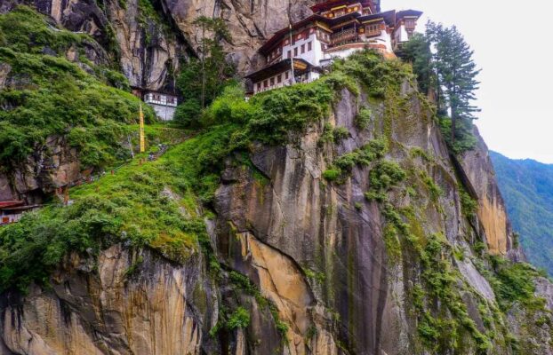 Tiger\\\’s Nest Bhutan Hike: Your Complete Guide to Paro Taktsang Monastery
